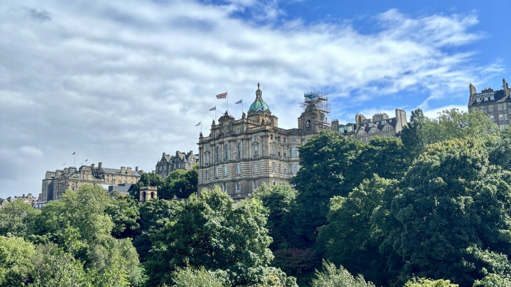 Edinburgh Guide: Must See Places and Hidden&nbsp;Gems